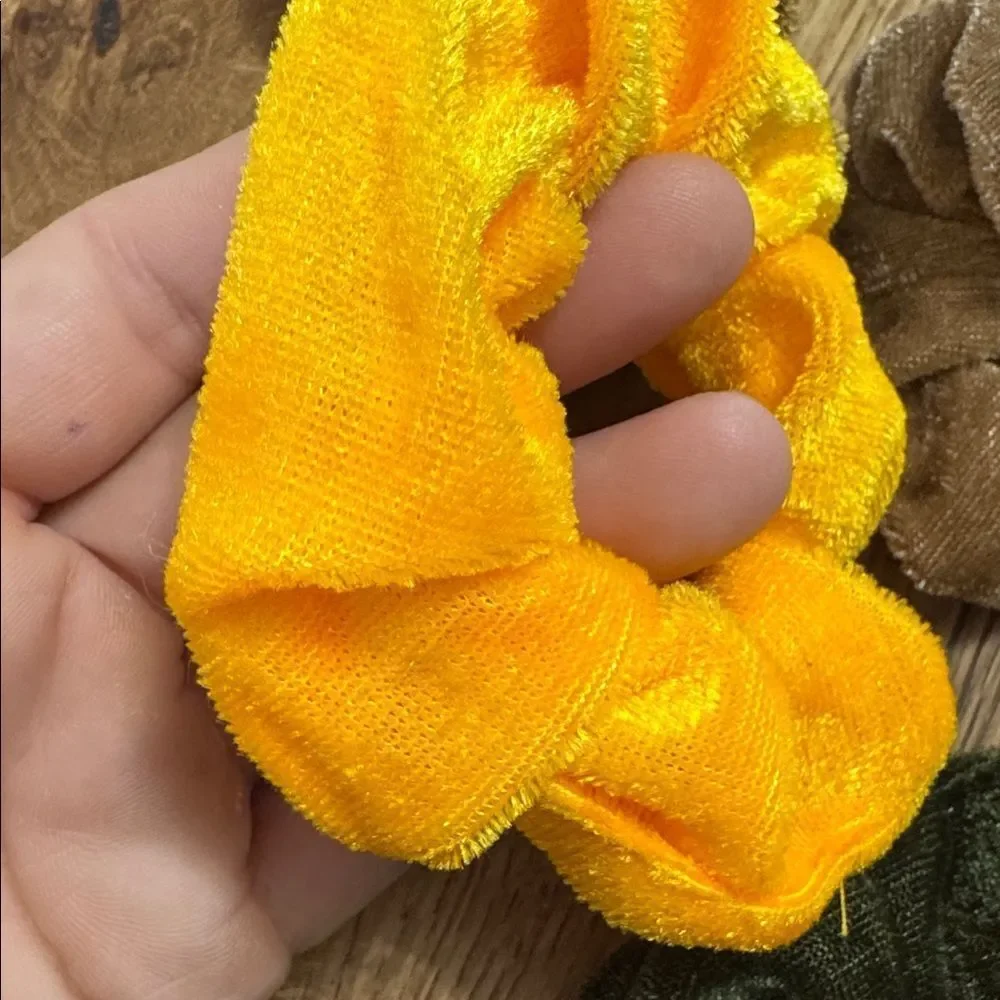 Bundle of 18 Hair Ties/Scrunchies